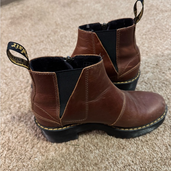 Doc Martins Brown Leather Ankle Boots - Picture 3 of 4